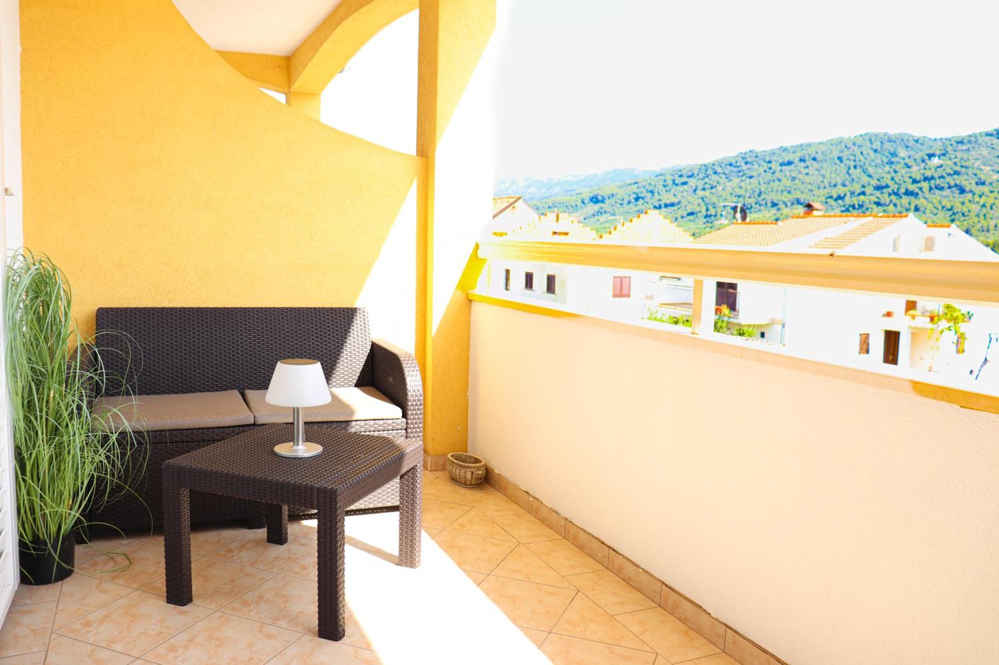 Apartments Ana Stari Grad  Luaran gambar