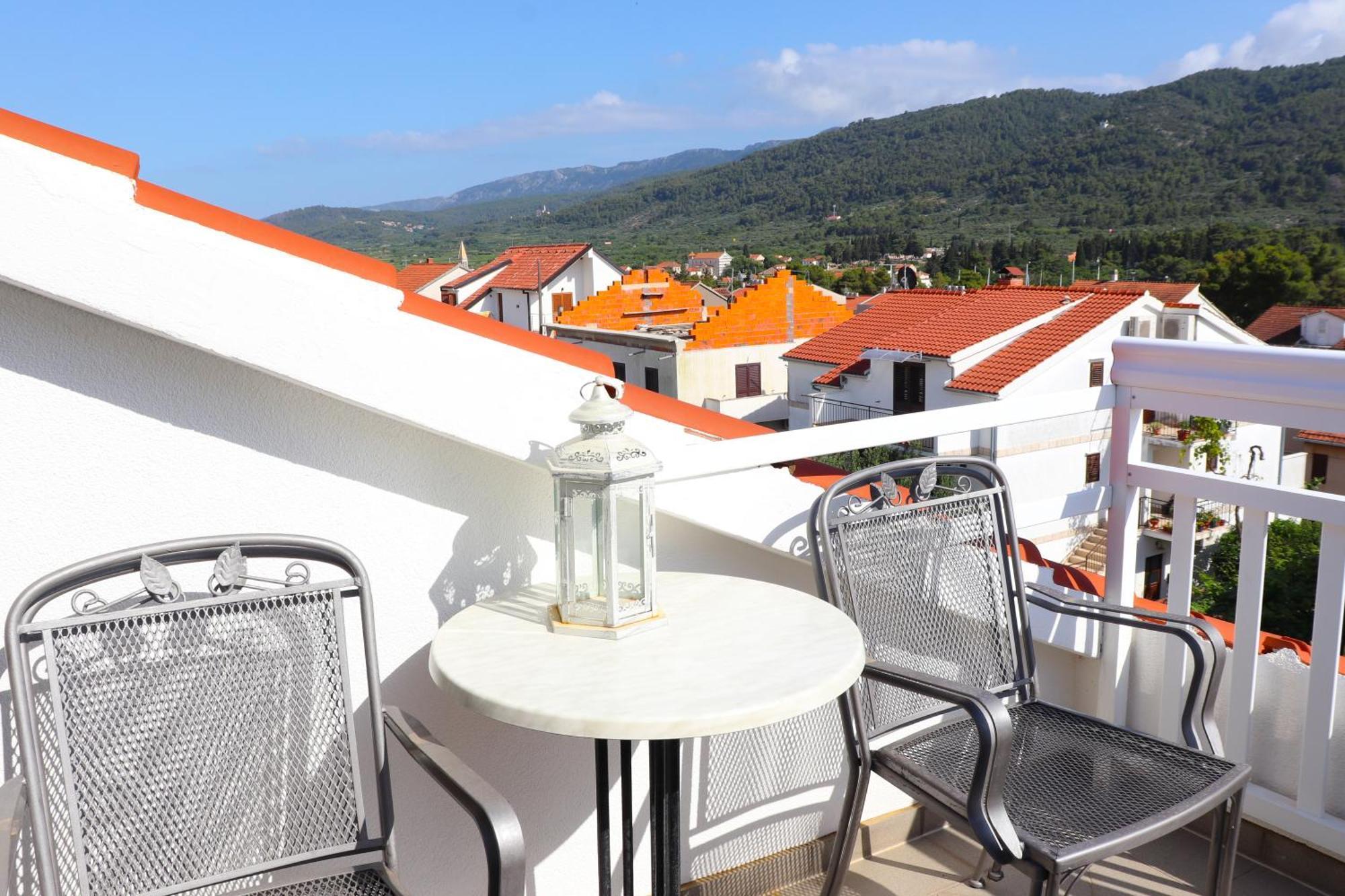 Apartments Ana Stari Grad  Luaran gambar